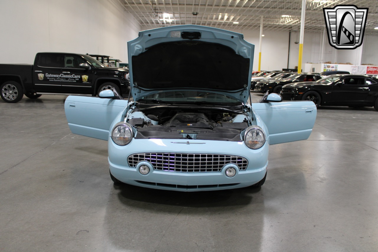 2003 Ford Thunderbird 68