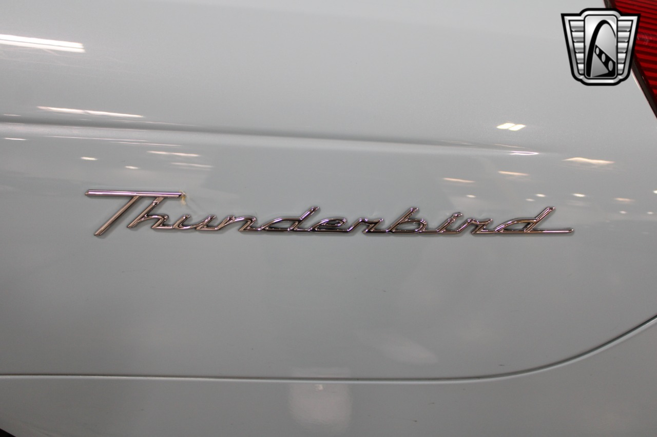 2003 Ford Thunderbird 94