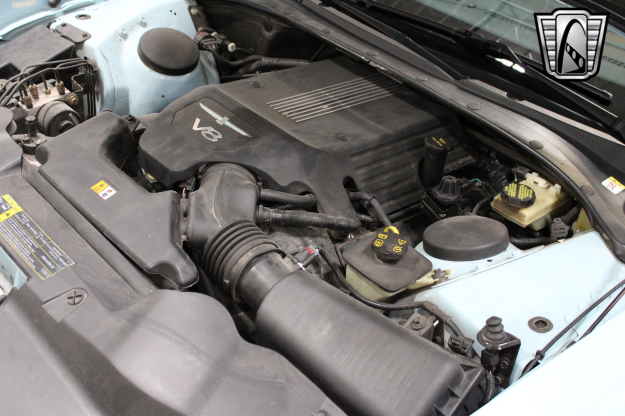 2003 Ford Thunderbird 20