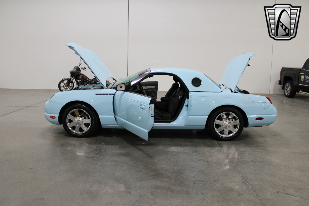 2003 Ford Thunderbird 70