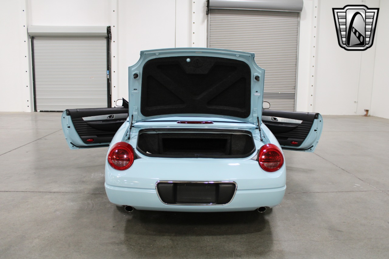 2003 Ford Thunderbird 72