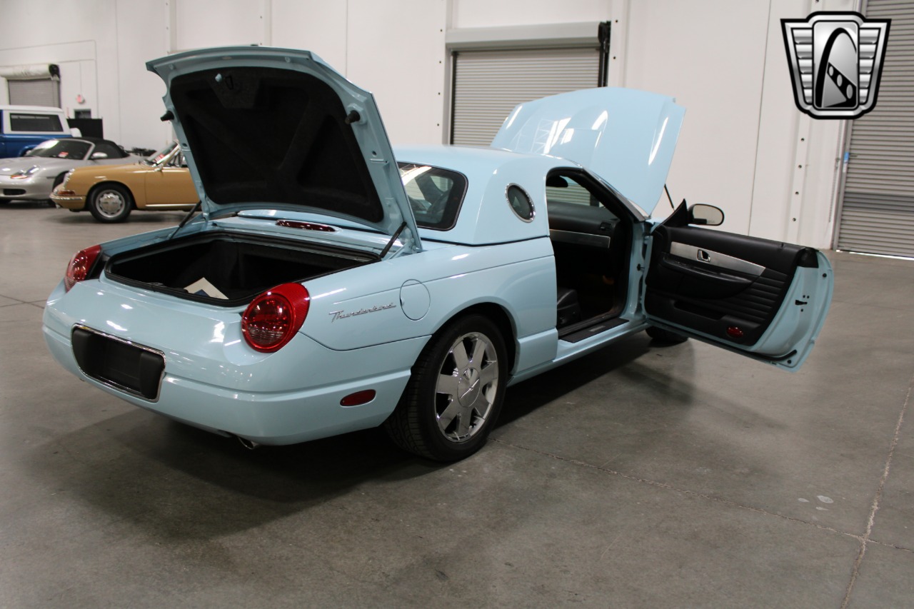 2003 Ford Thunderbird 73
