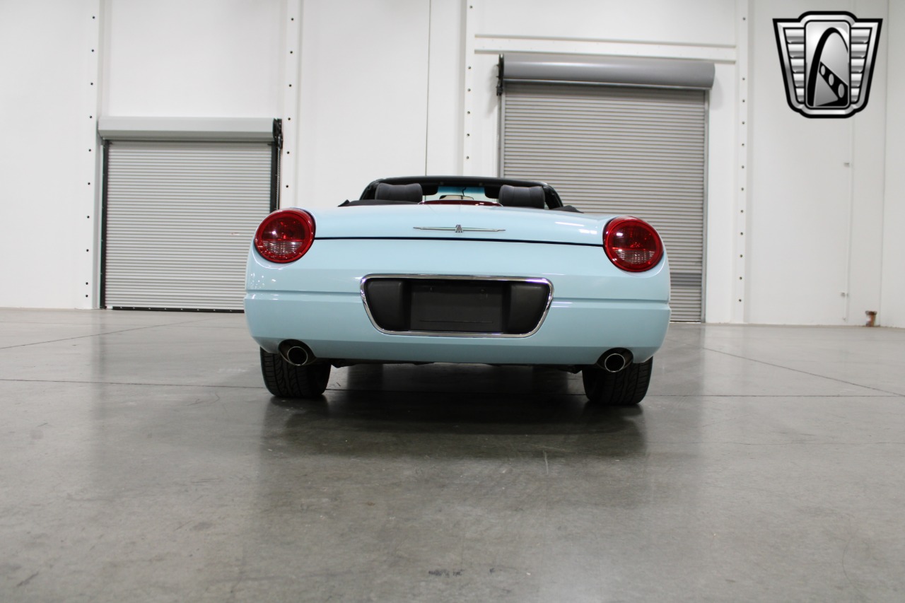 2003 Ford Thunderbird 54