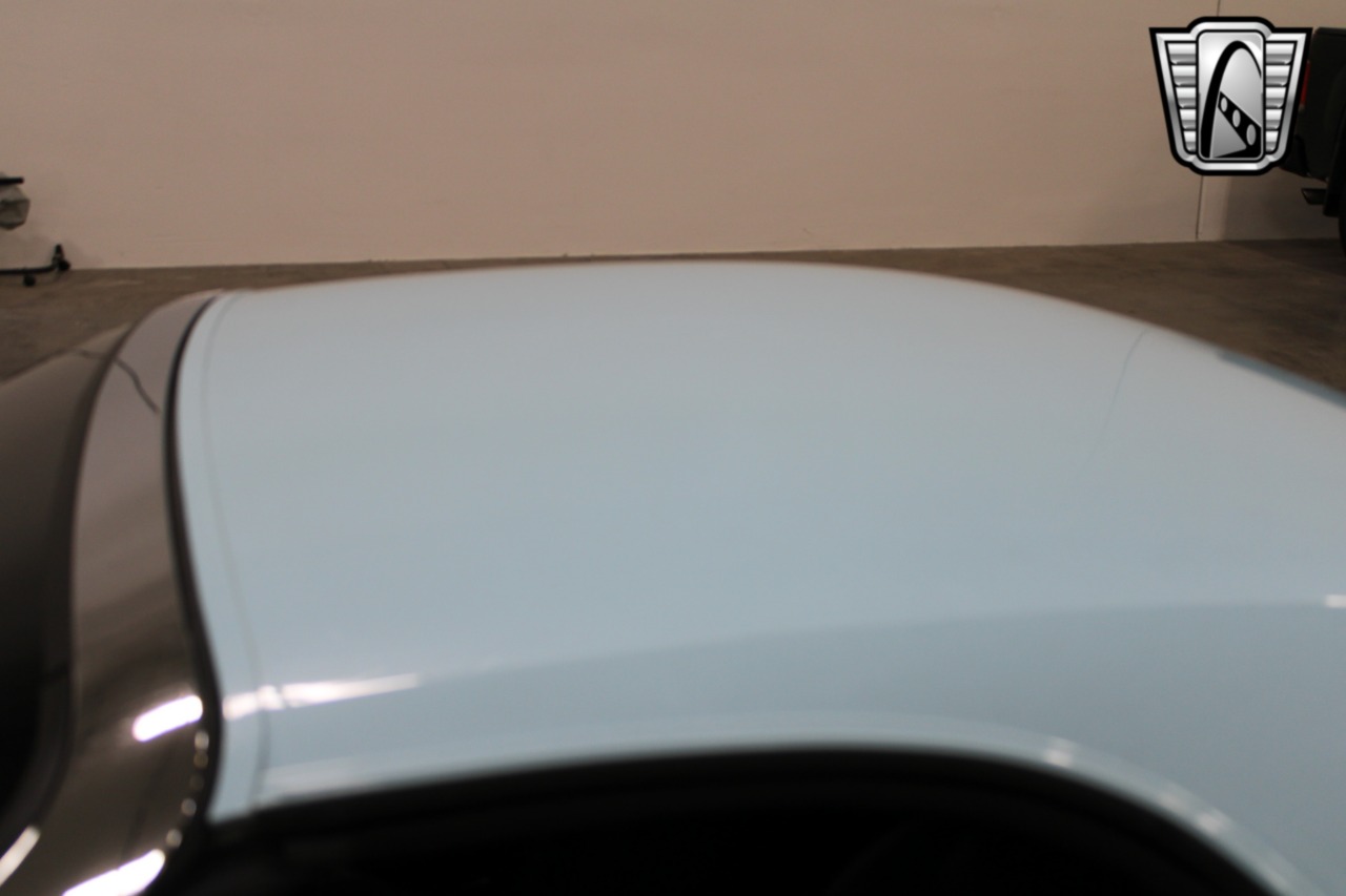 2003 Ford Thunderbird 99
