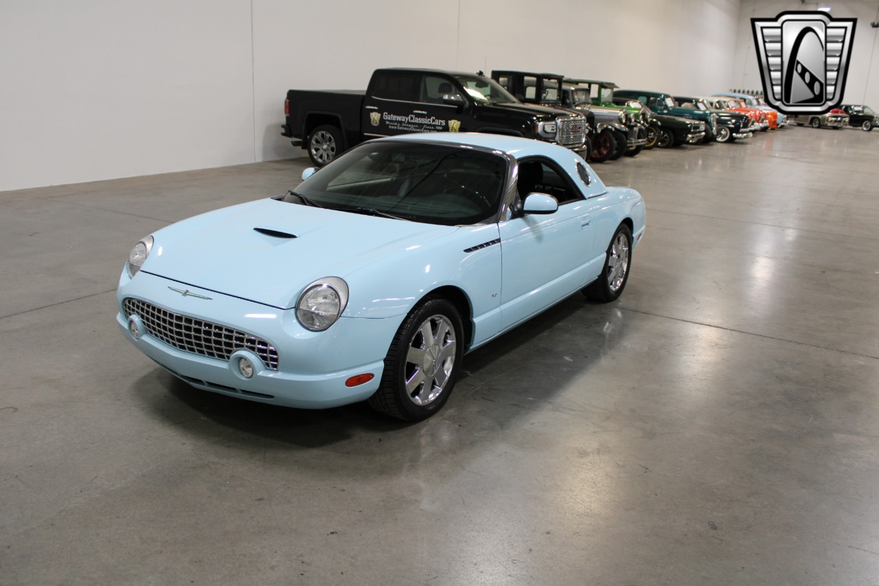 2003 Ford Thunderbird 7
