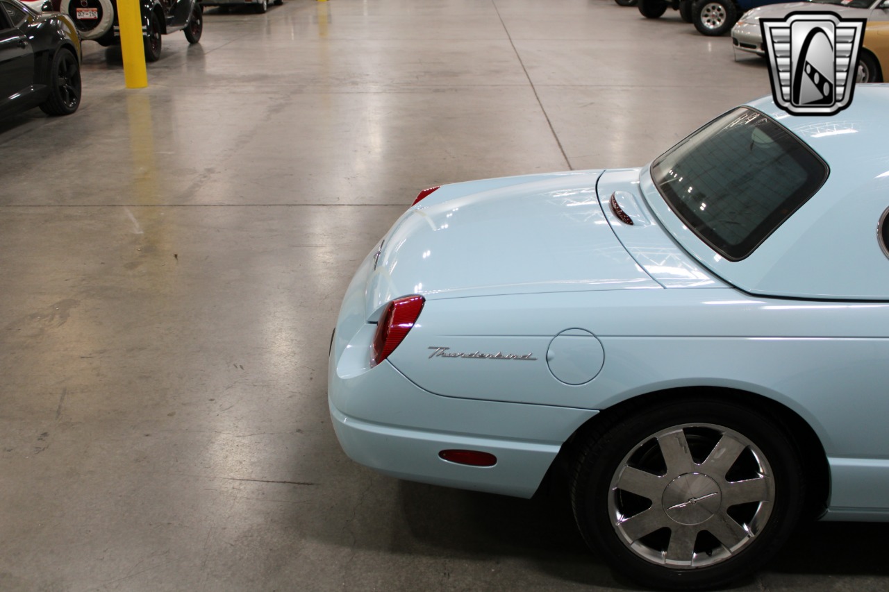 2003 Ford Thunderbird 79