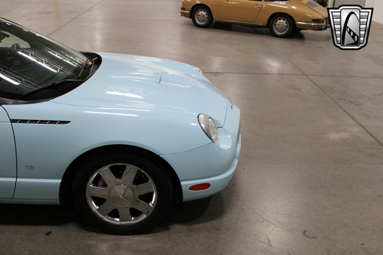 2003 Ford Thunderbird 81