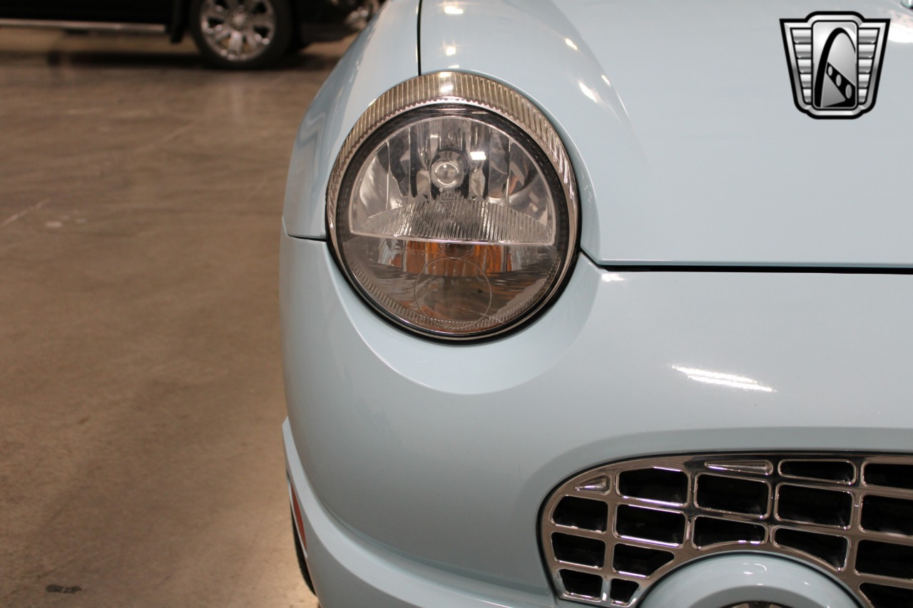 2003 Ford Thunderbird 88