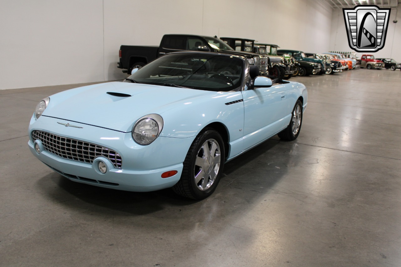 2003 Ford Thunderbird 46