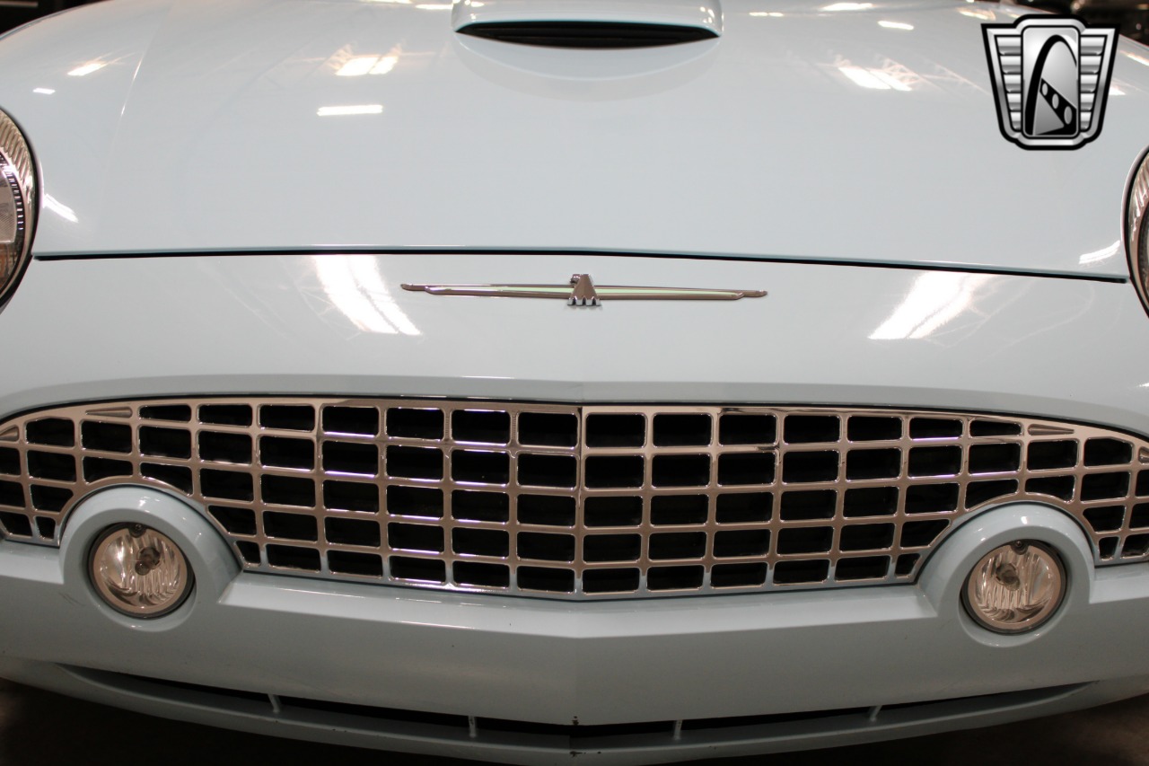 2003 Ford Thunderbird 89