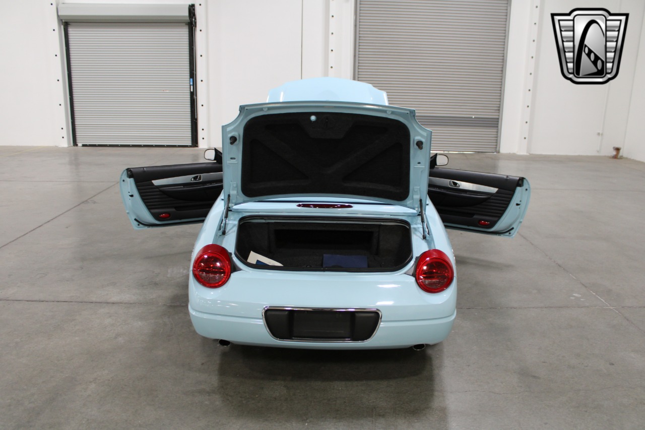 2003 Ford Thunderbird 11