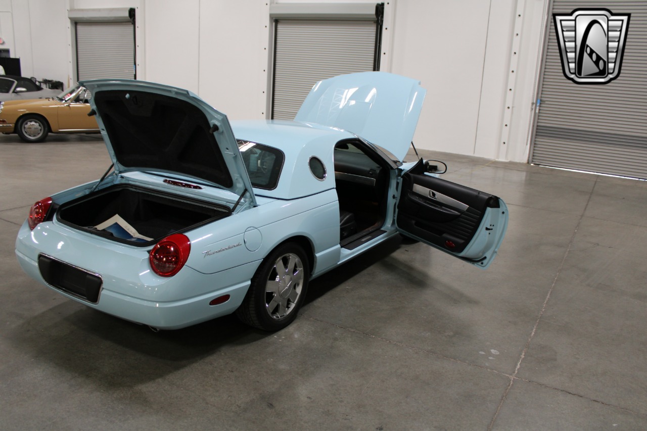 2003 Ford Thunderbird 66
