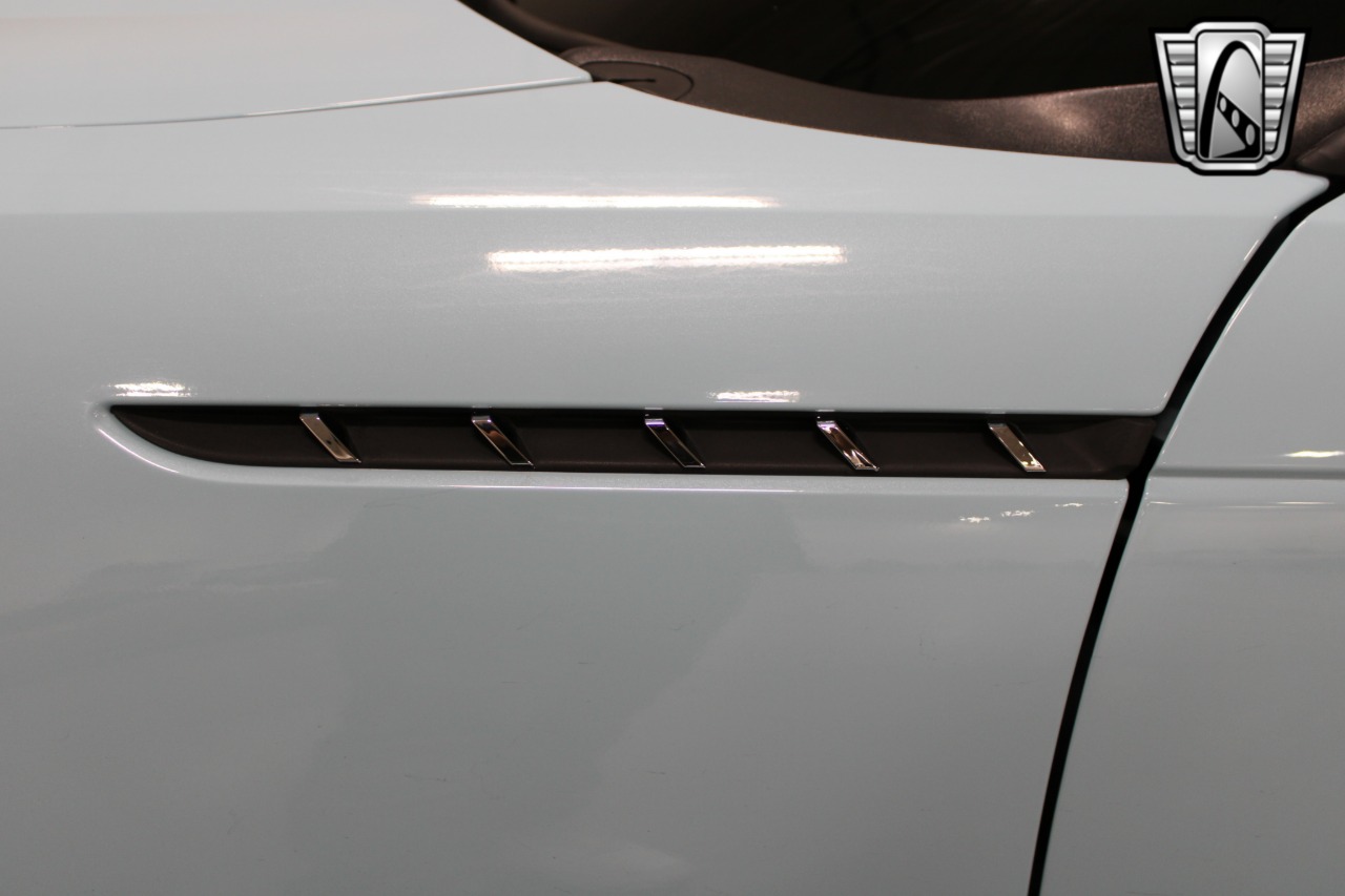 2003 Ford Thunderbird 92