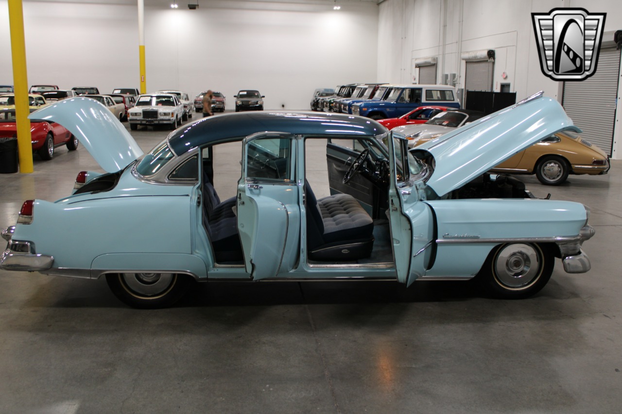 1953 Cadillac Series 62 9