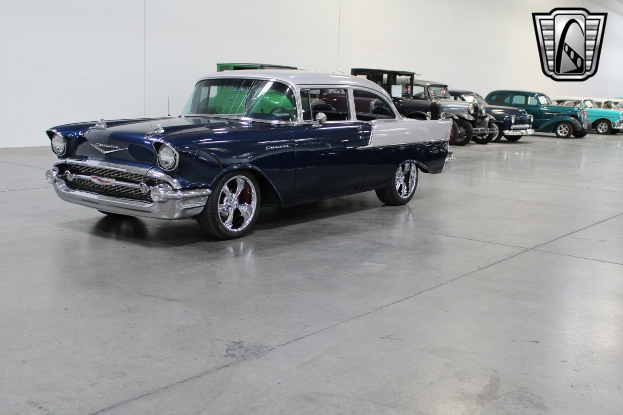 1957 Chevrolet 150 32