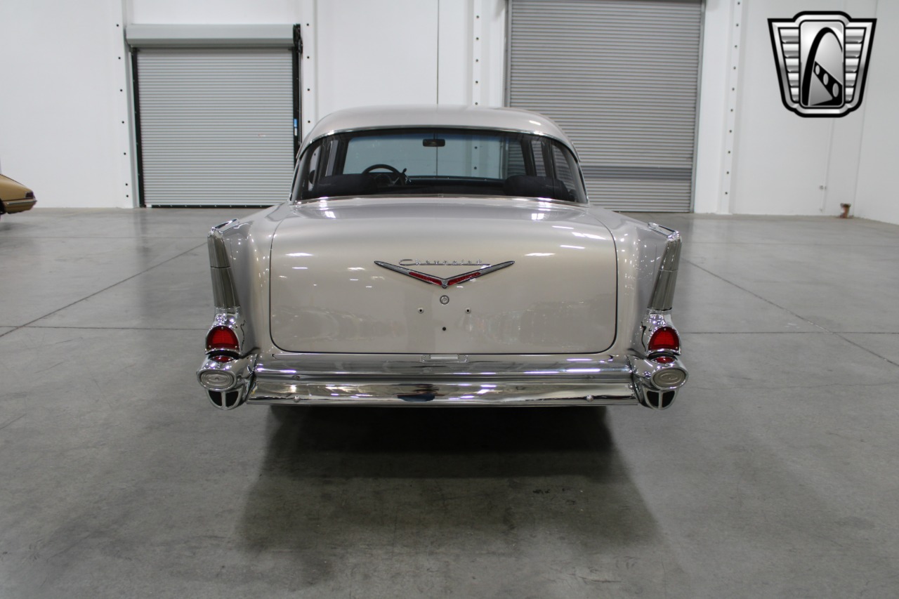 1957 Chevrolet 150 4