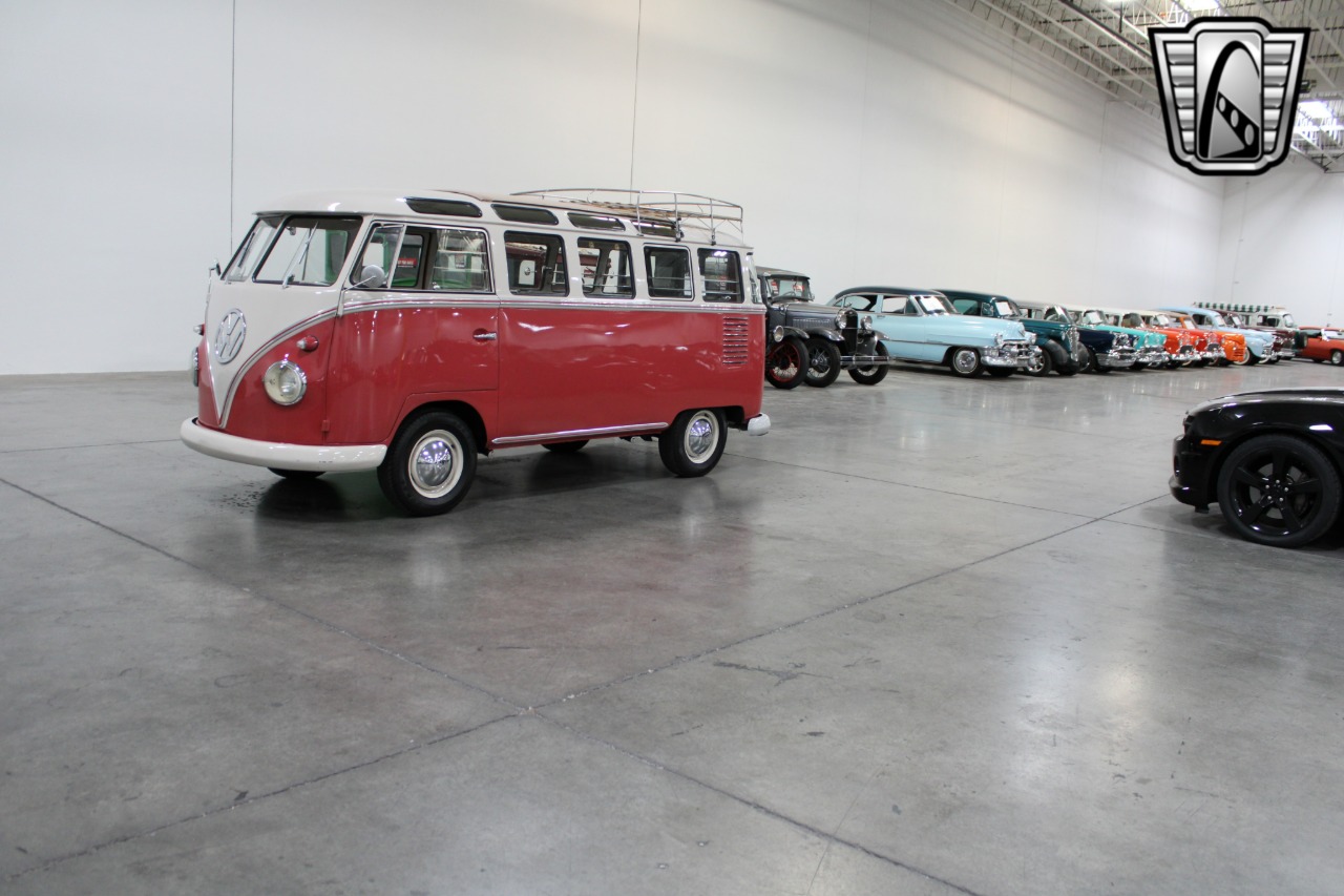 1961 Volkswagen Samba Bus 32