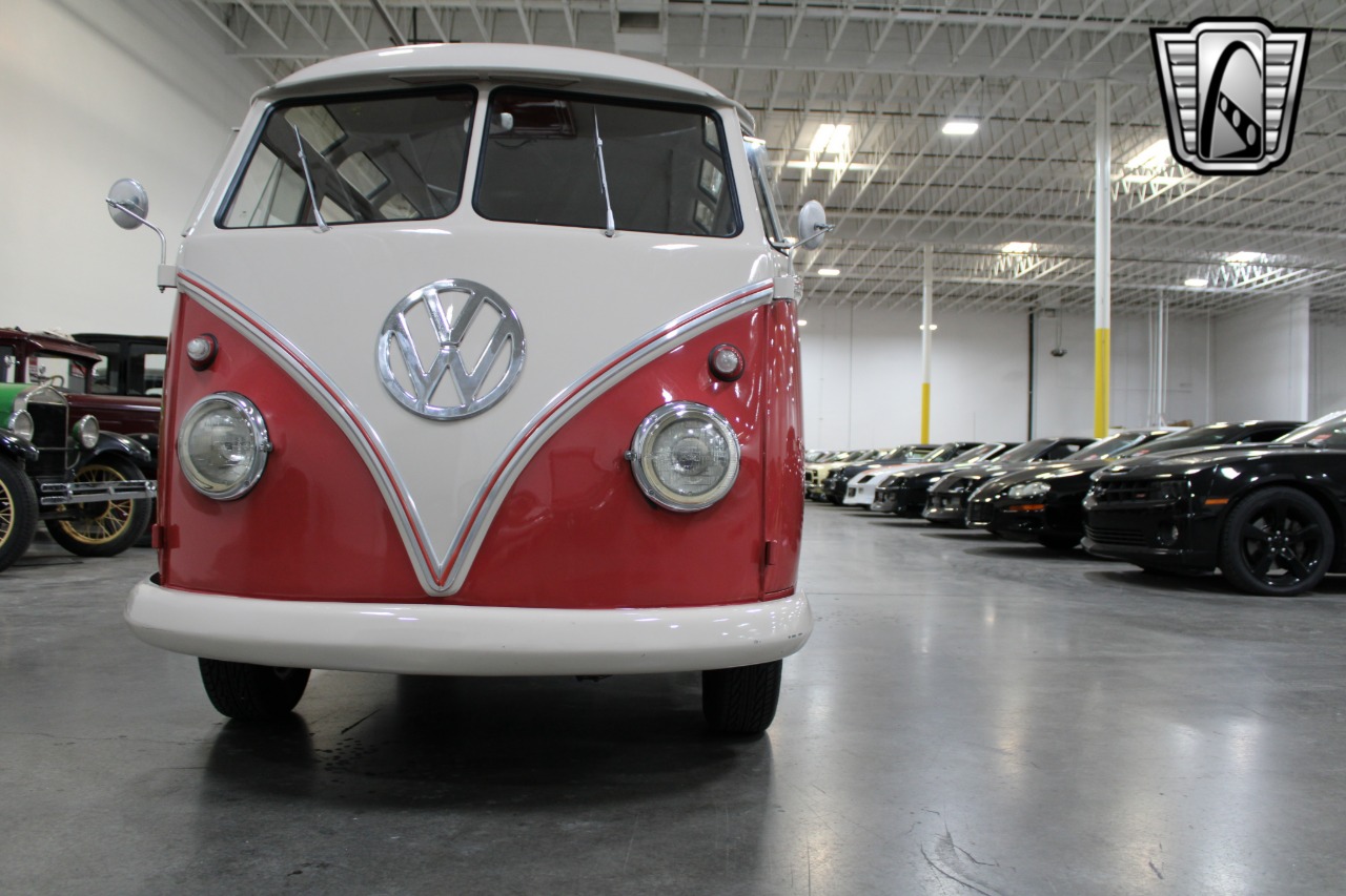 1961 Volkswagen Samba Bus 99