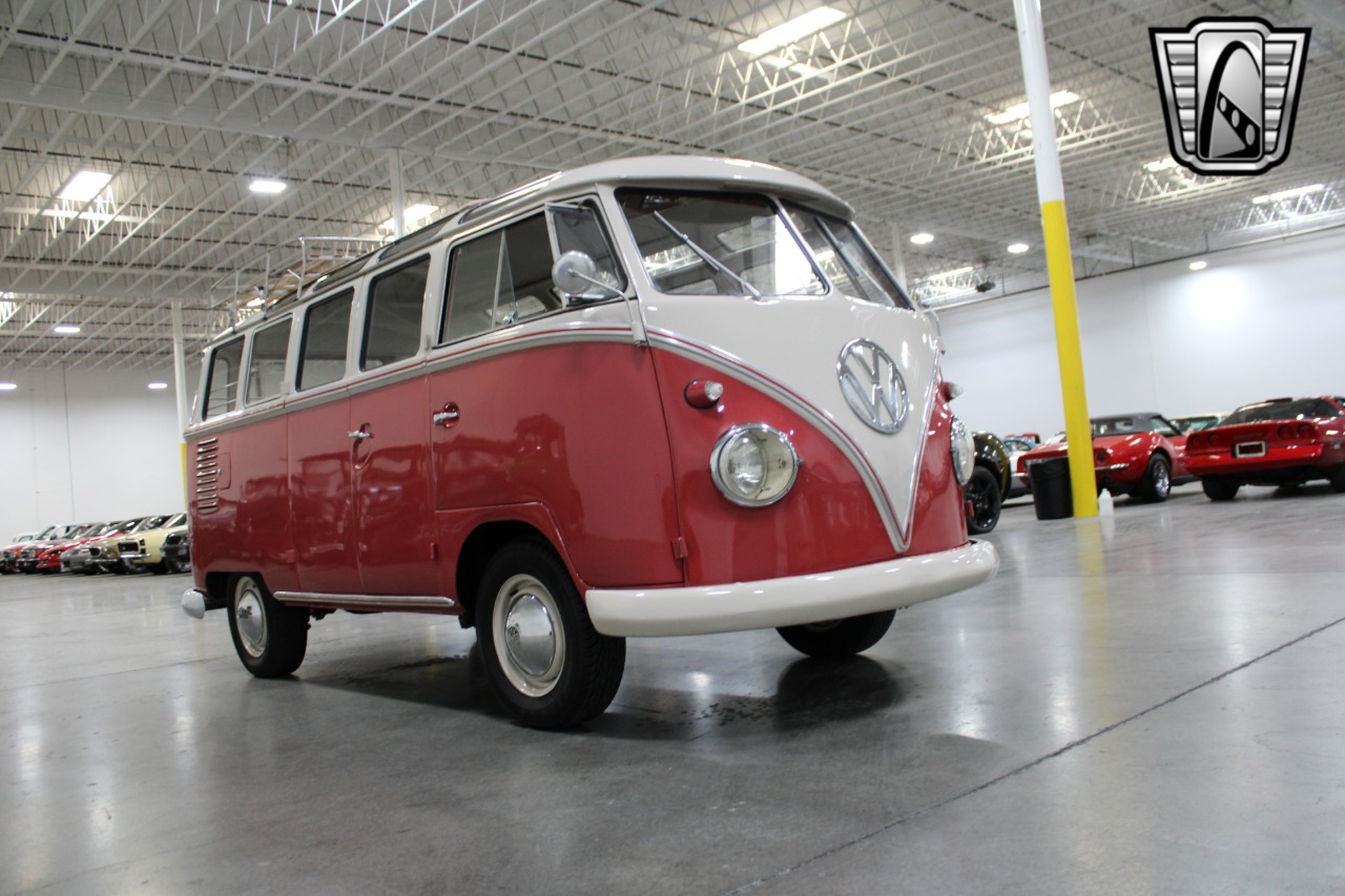 1961 Volkswagen Samba Bus 55