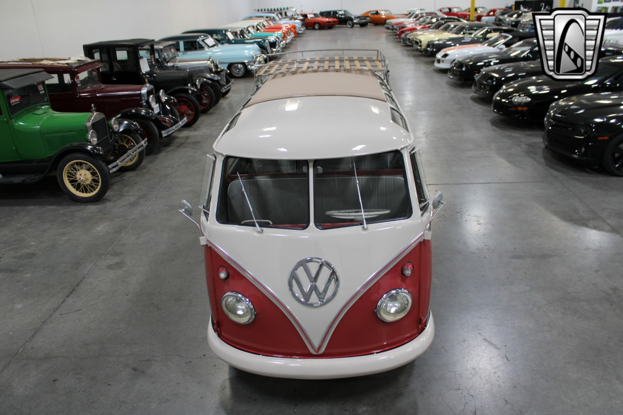 1961 Volkswagen Samba Bus 36
