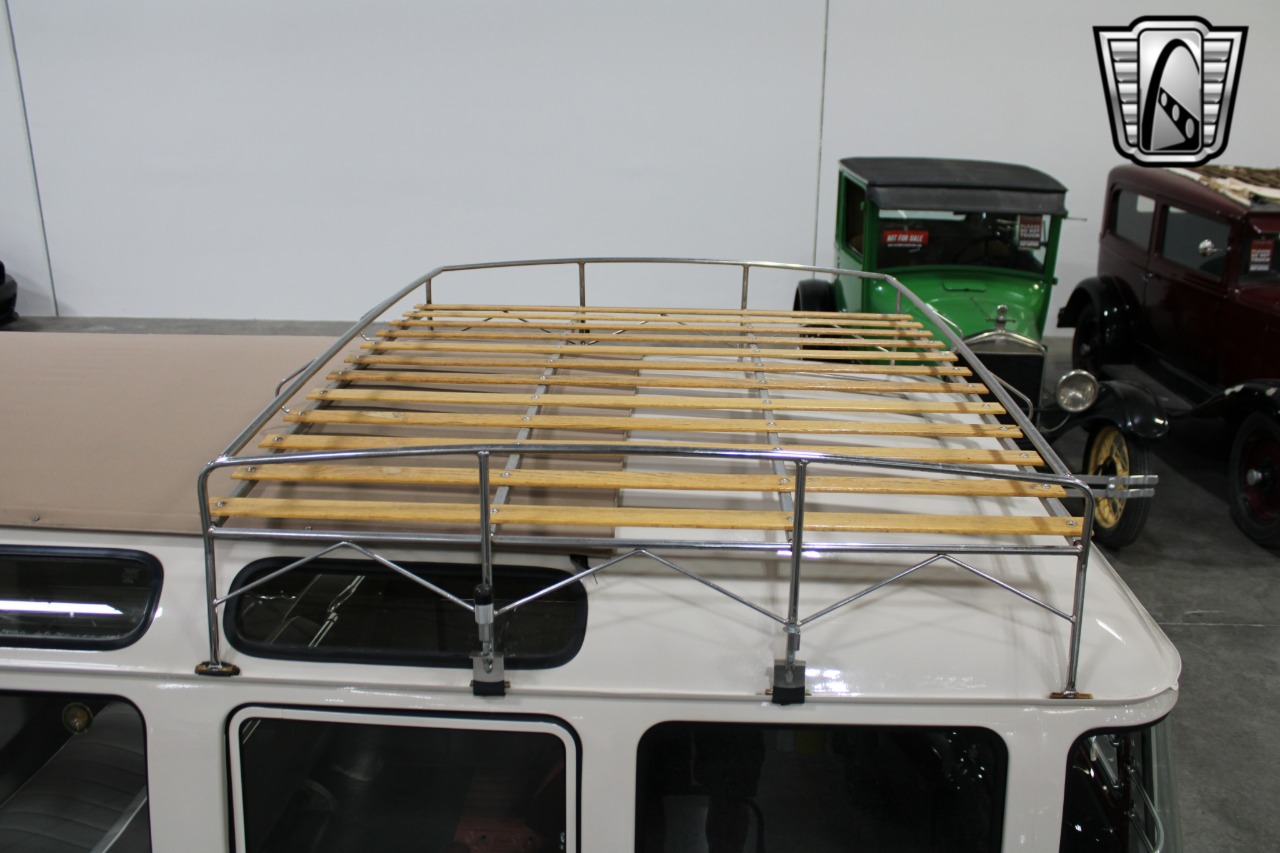 1961 Volkswagen Samba Bus 11