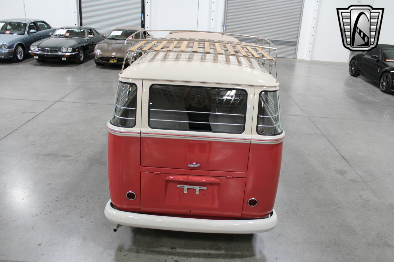 1961 Volkswagen Samba Bus 40