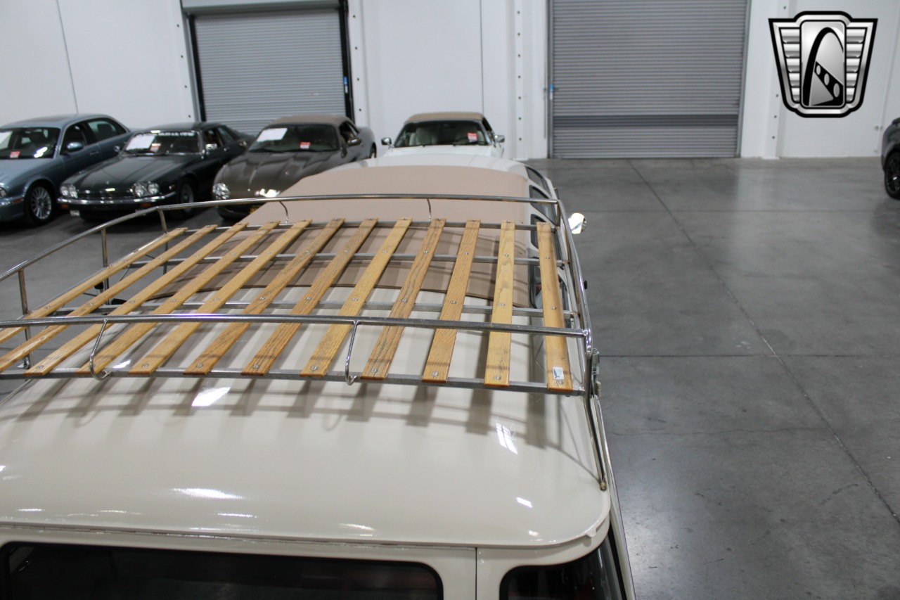 1961 Volkswagen Samba Bus 82