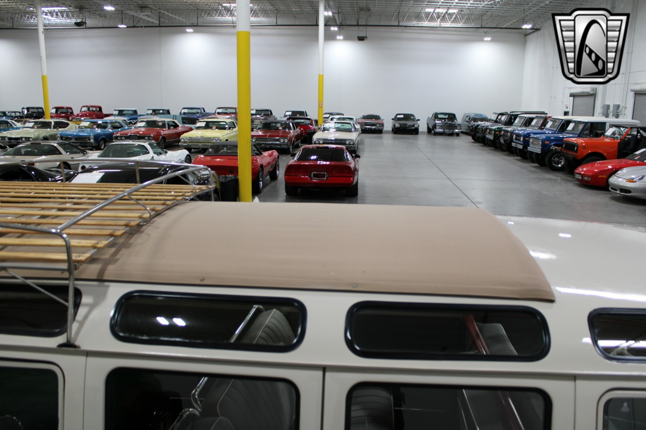 1961 Volkswagen Samba Bus 83