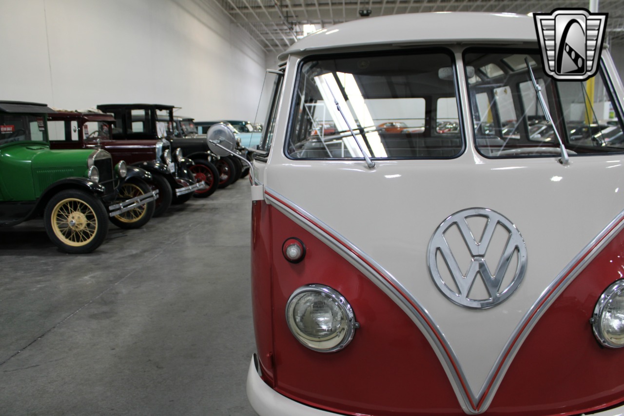 1961 Volkswagen Samba Bus 85