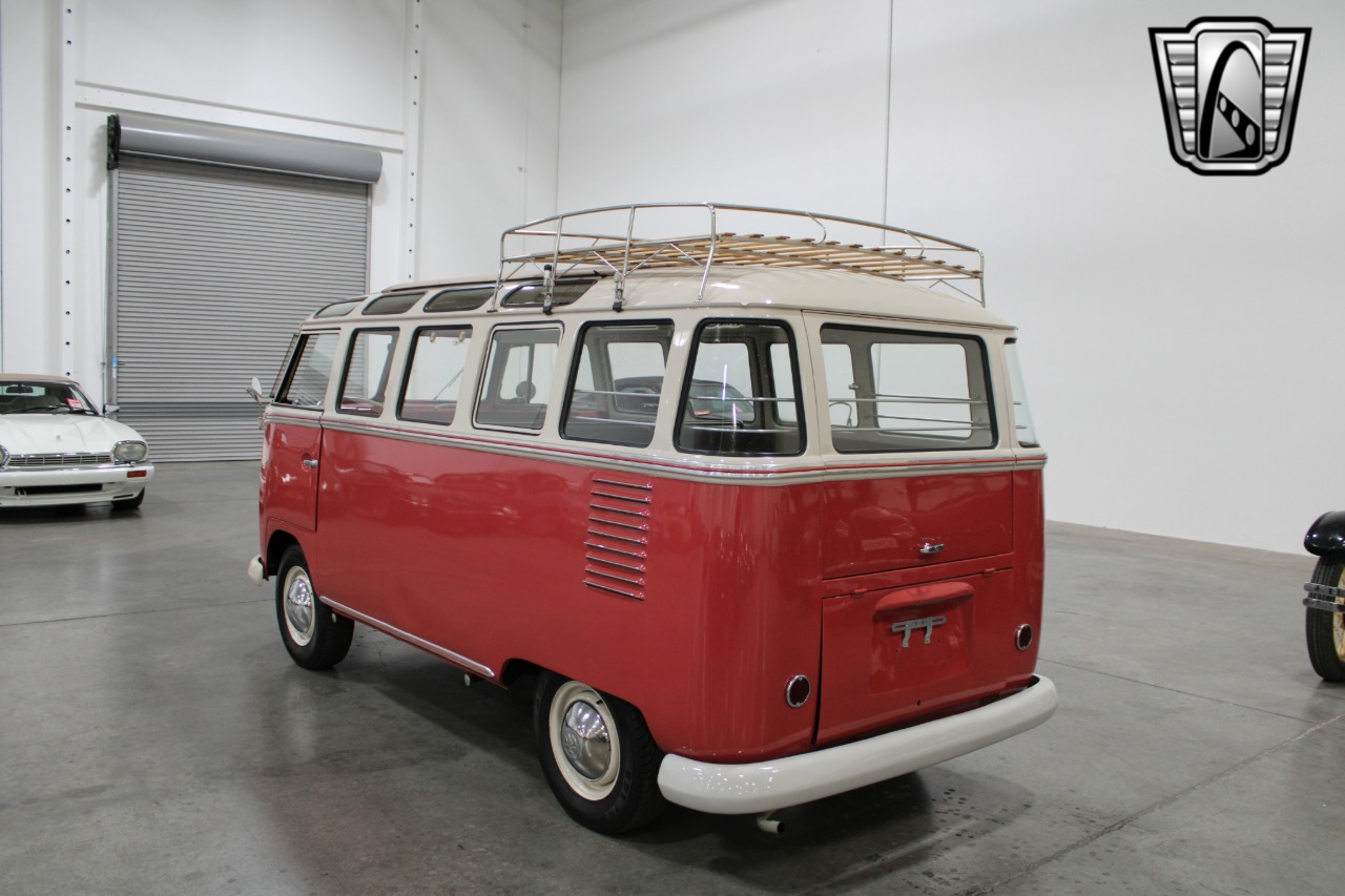 1961 Volkswagen Samba Bus 45
