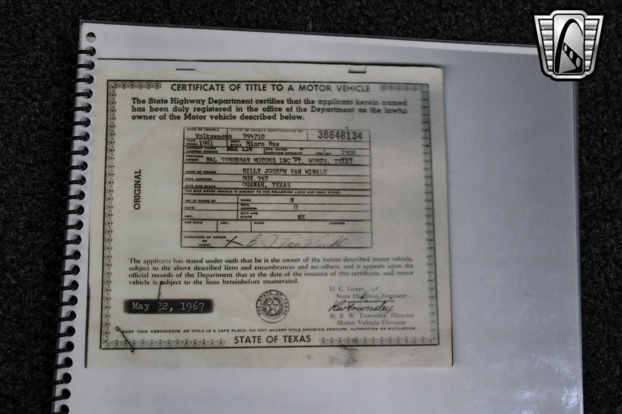 1961 Volkswagen Samba Bus 28