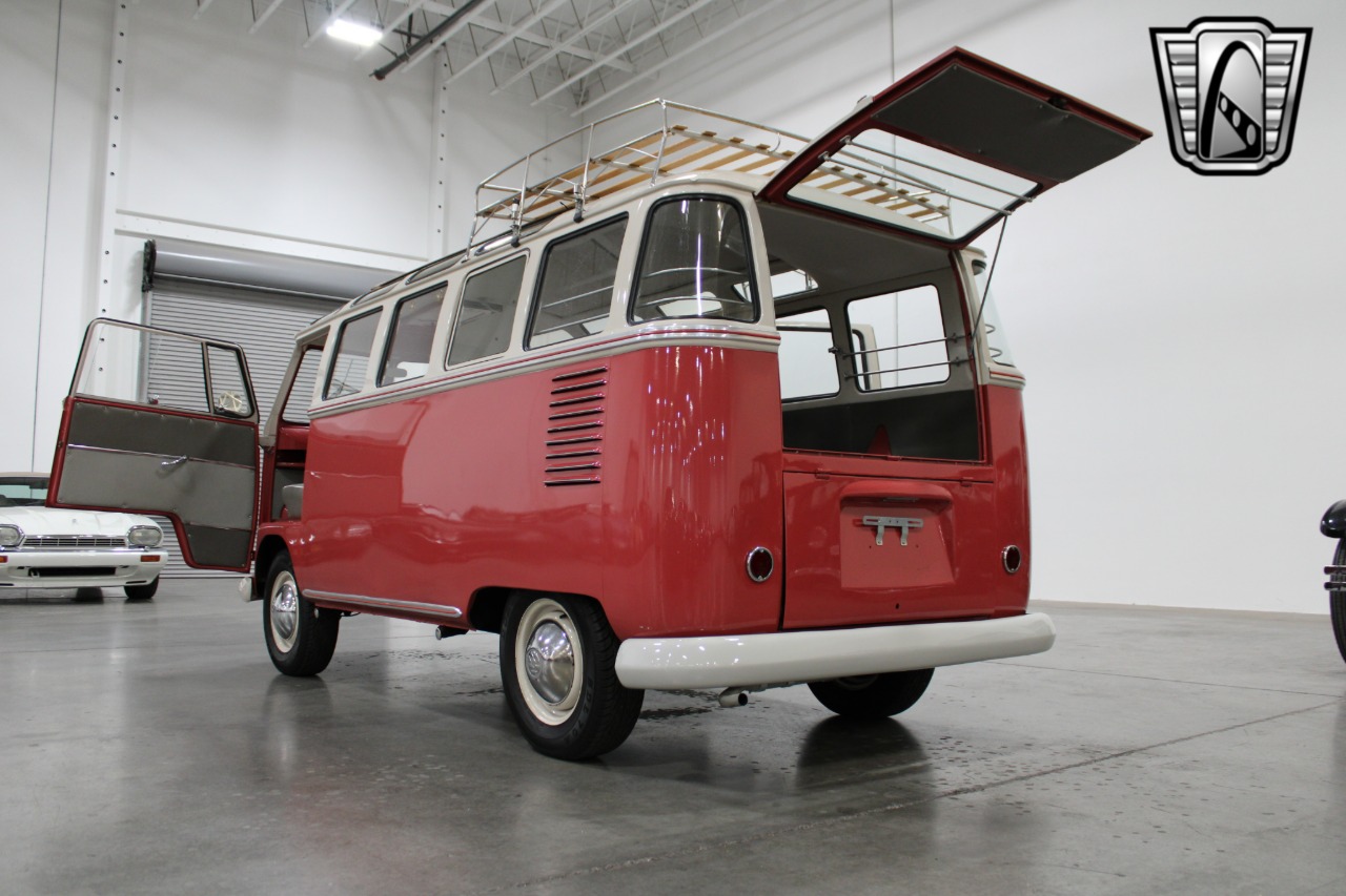 1961 Volkswagen Samba Bus 71