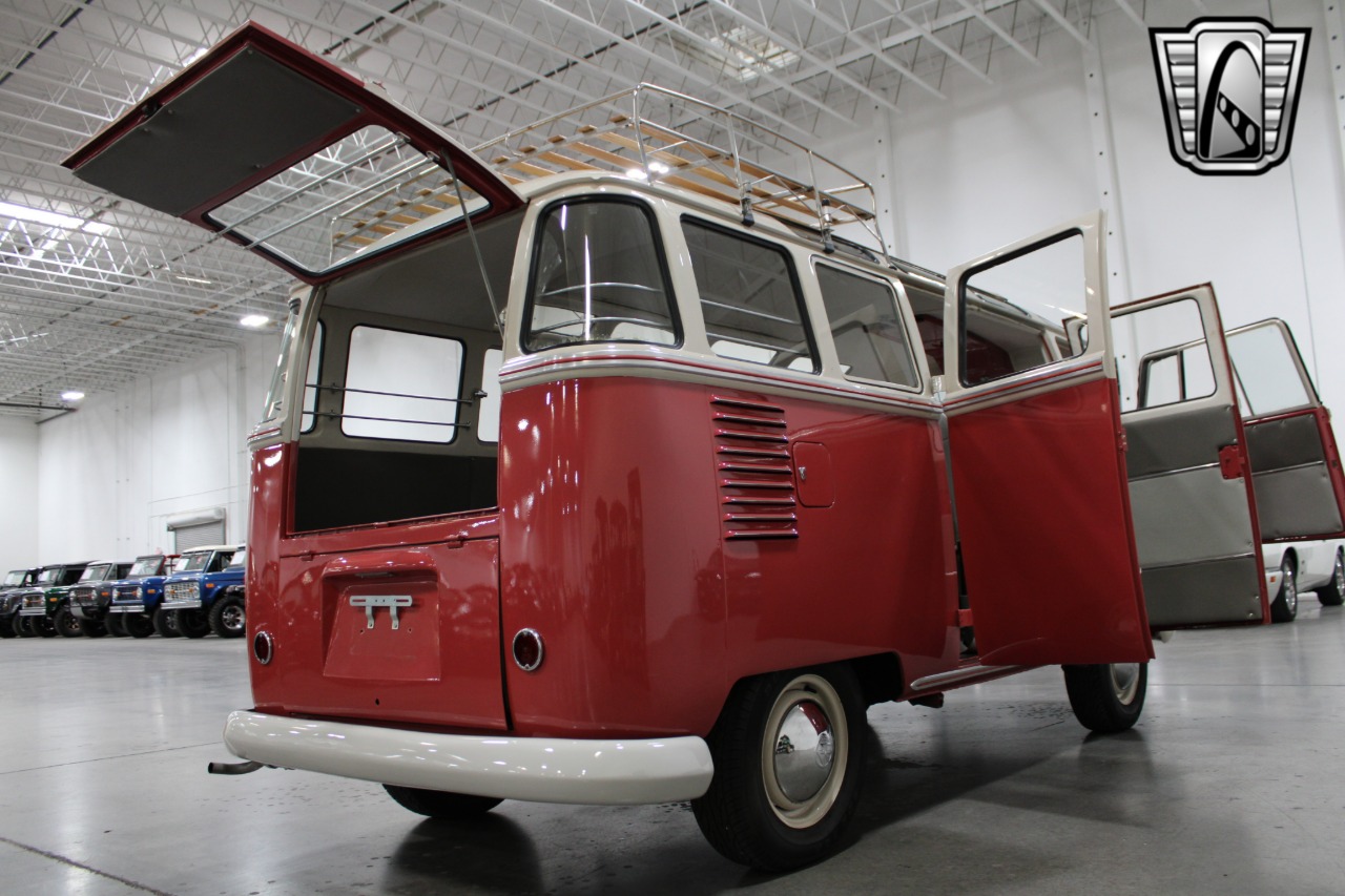 1961 Volkswagen Samba Bus 73