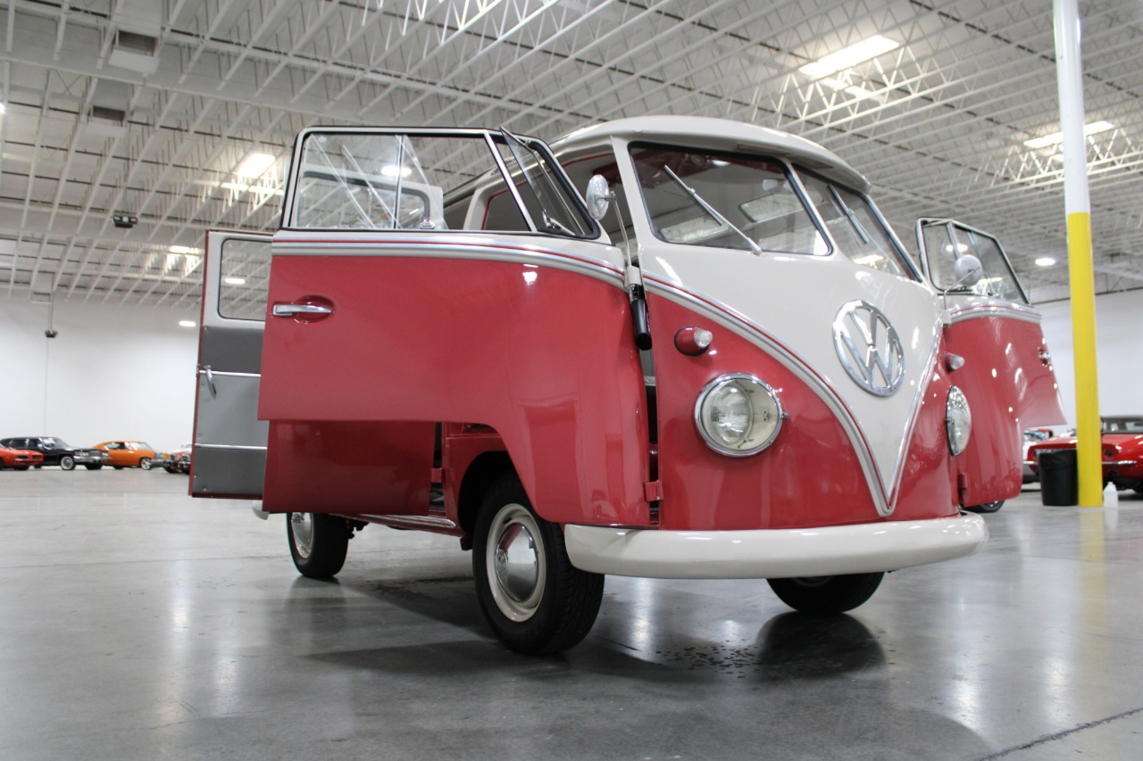 1961 Volkswagen Samba Bus 75