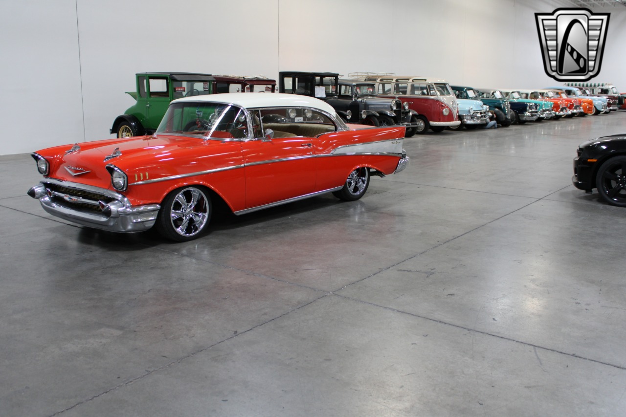 1957 Chevrolet Bel Air 32