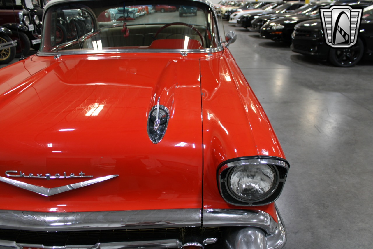 1957 Chevrolet Bel Air 76