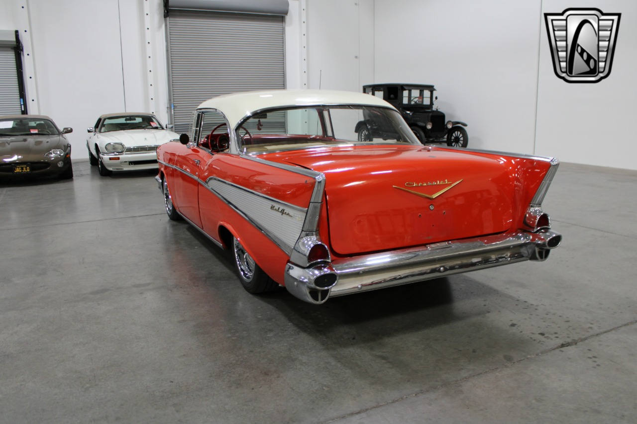 1957 Chevrolet Bel Air 43