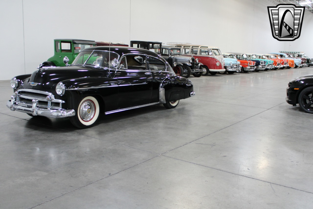 1950 Chevrolet Fleetline 33