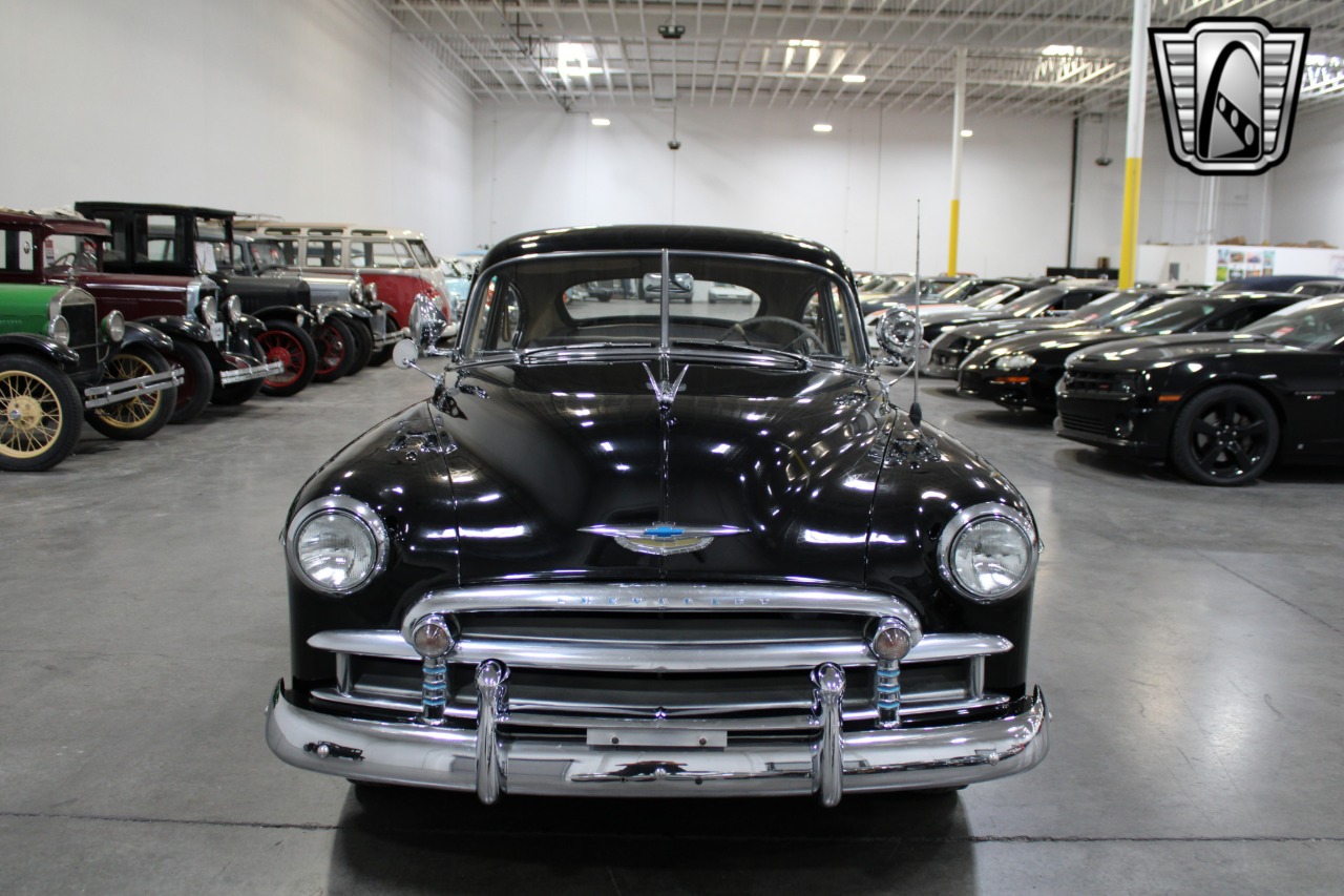 1950 Chevrolet Fleetline 2