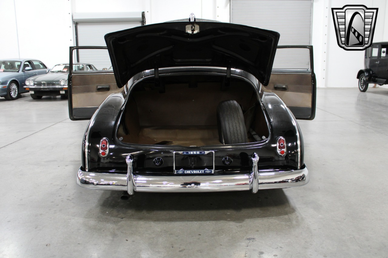 1950 Chevrolet Fleetline 8