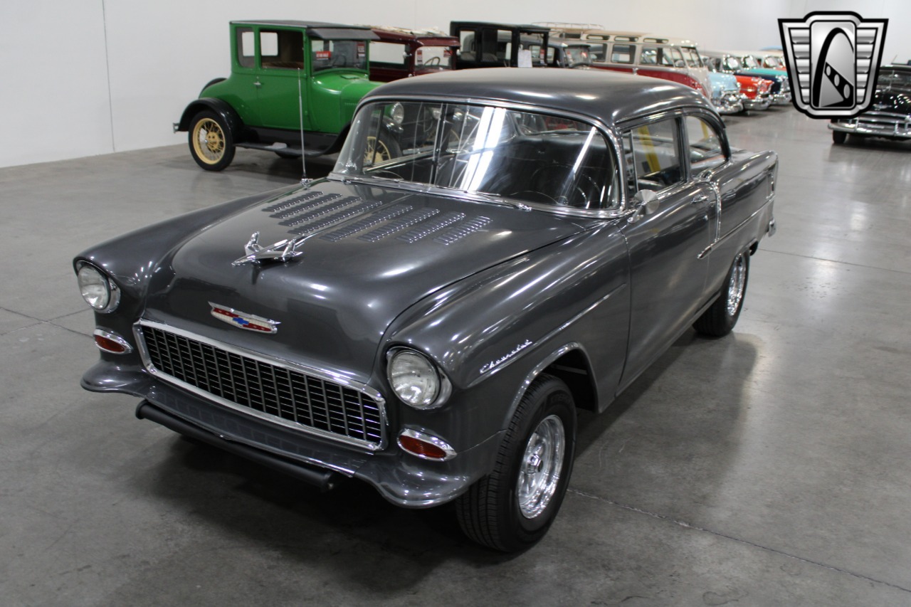 1955 Chevrolet Bel Air 33