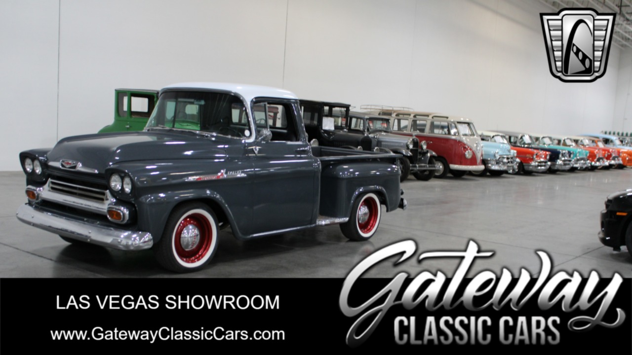 1958 Chevrolet Apache 1