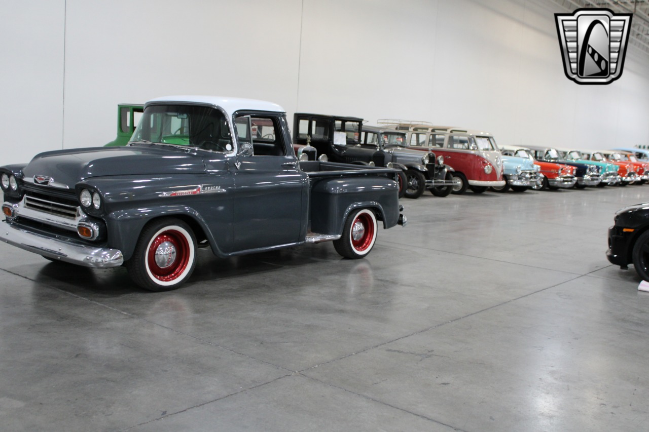 1958 Chevrolet Apache 31