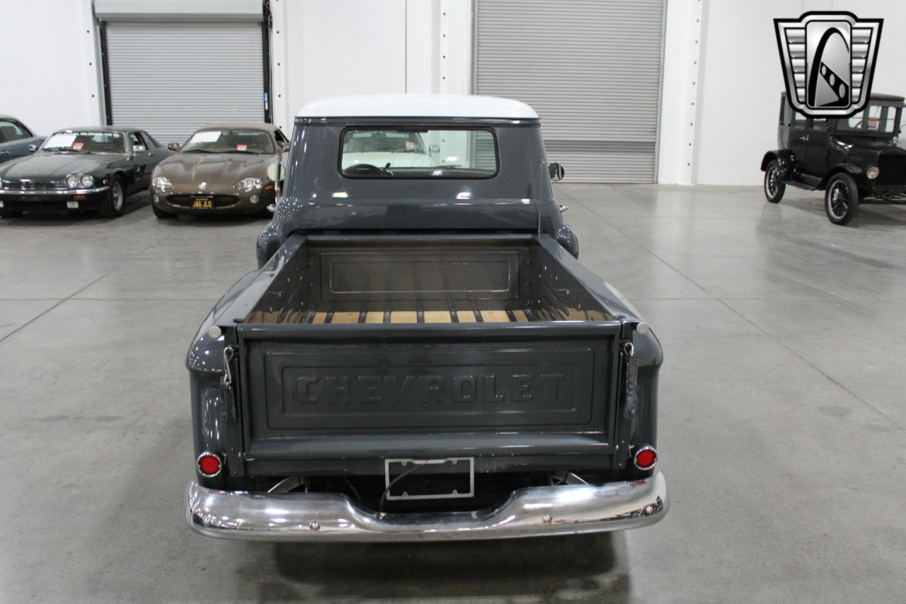 1958 Chevrolet Apache 37