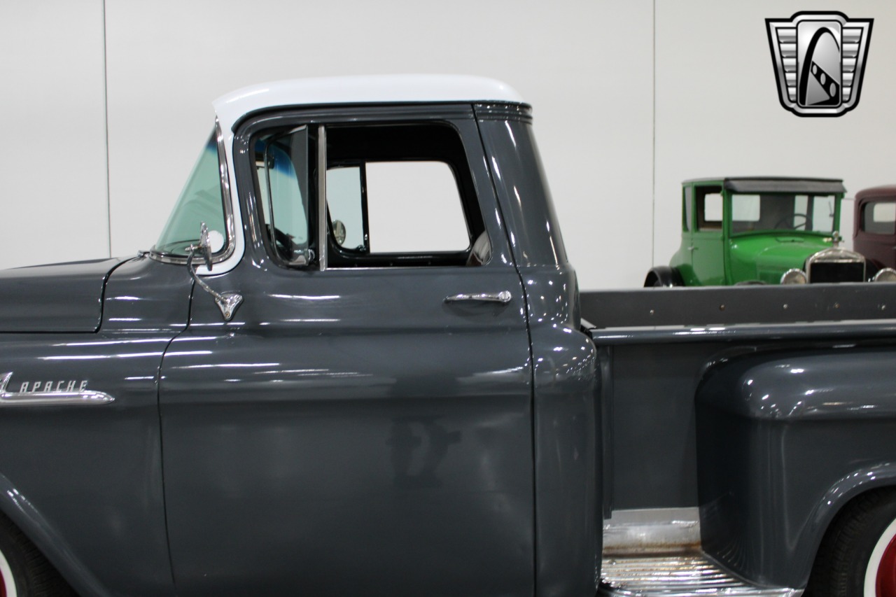 1958 Chevrolet Apache 85