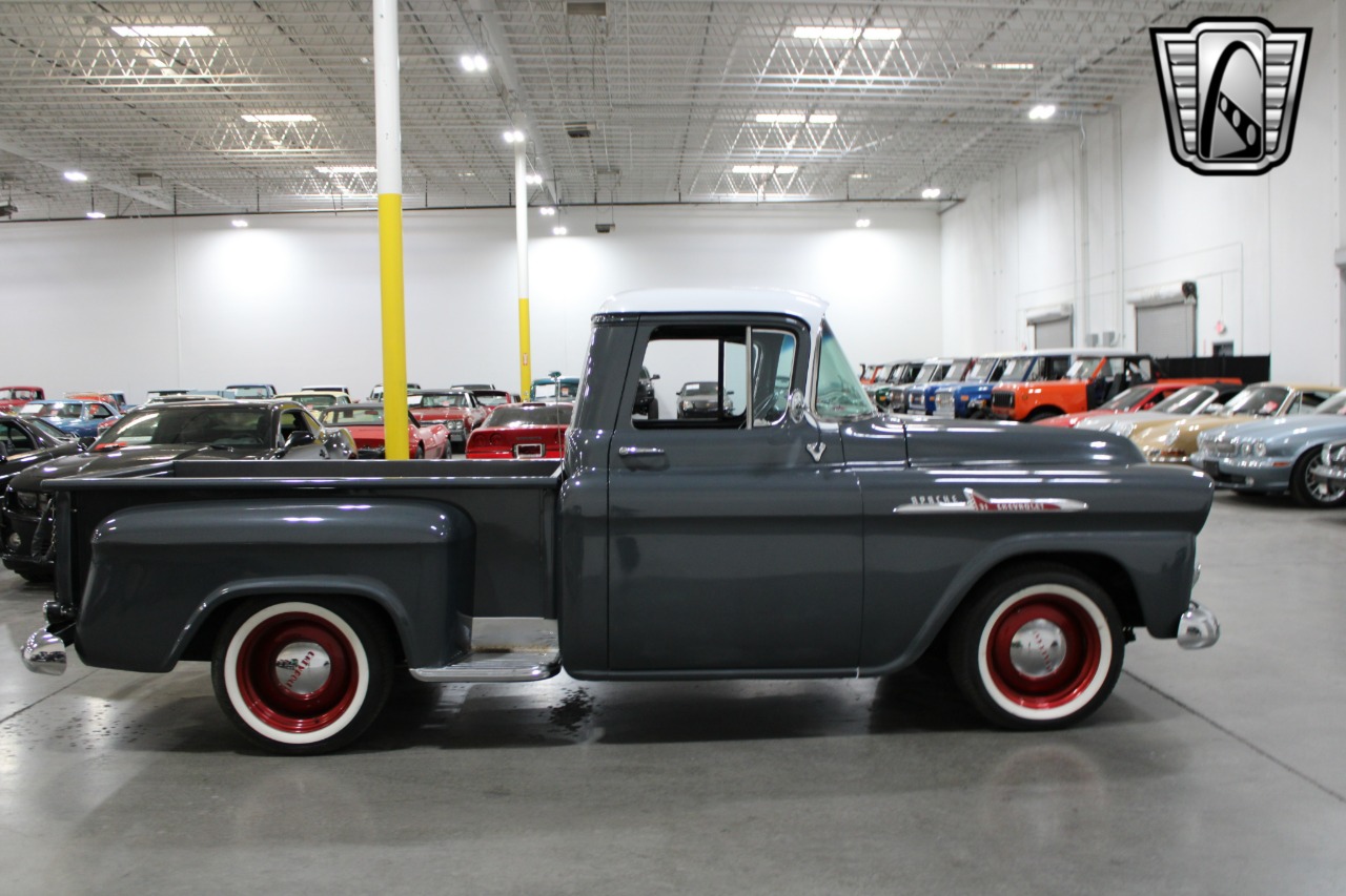 1958 Chevrolet Apache 5