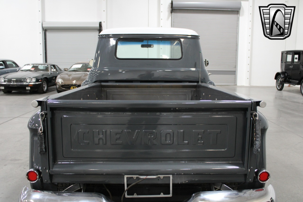 1958 Chevrolet Apache 88
