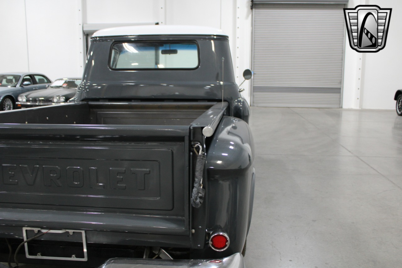 1958 Chevrolet Apache 89