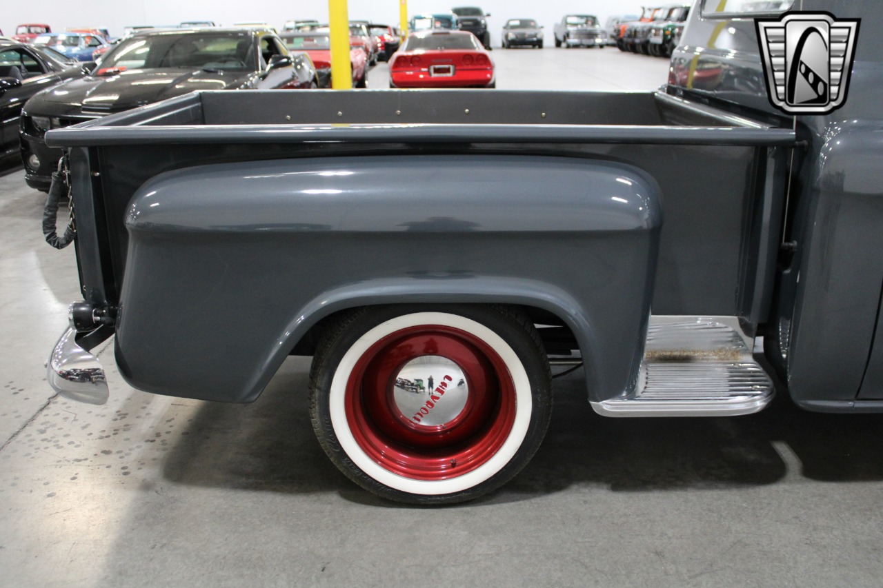 1958 Chevrolet Apache 90