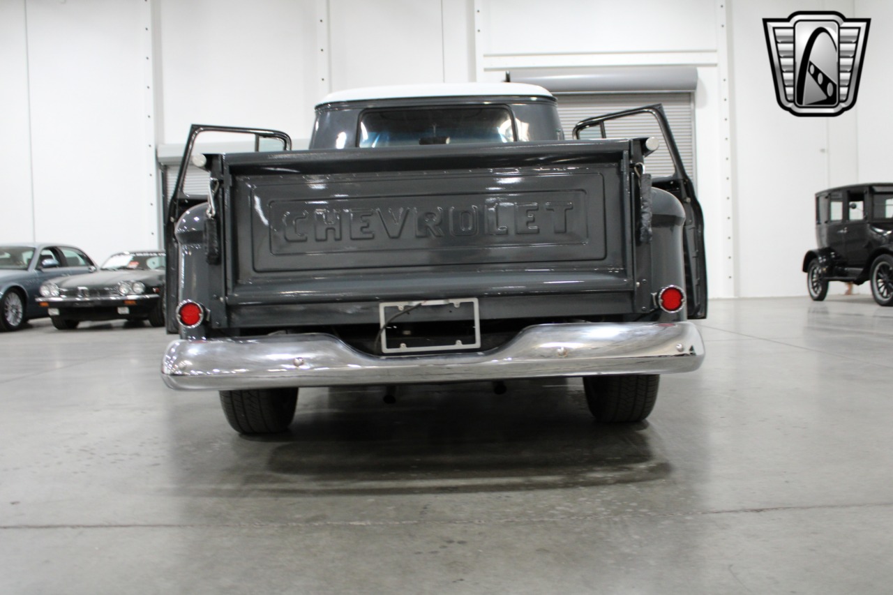 1958 Chevrolet Apache 69
